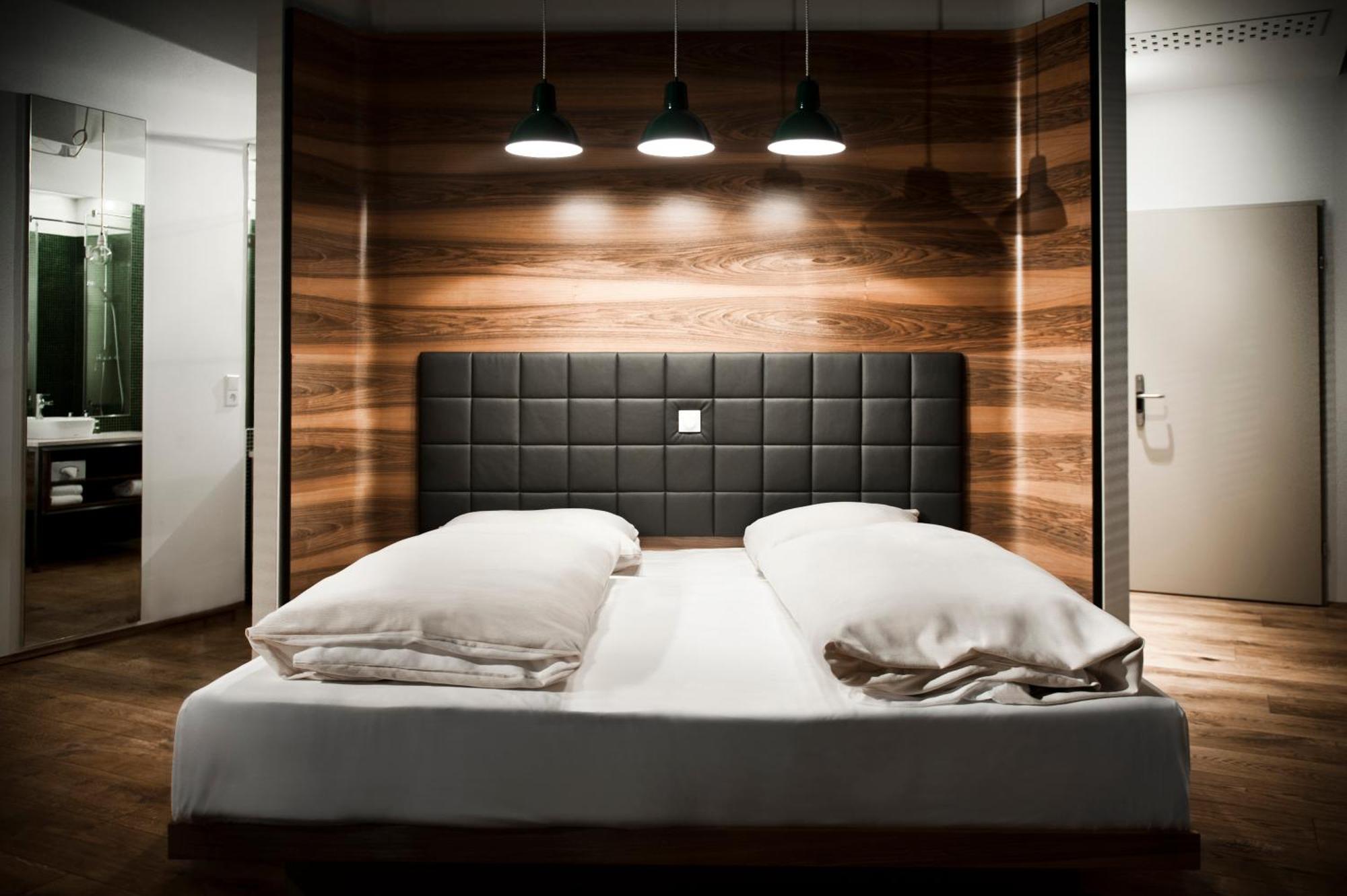 Daniel - Smart Lifestyle Near Centre 4*